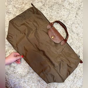 LONGCHAMP Le Pliage Nylon Weekender Bag - Olive Green